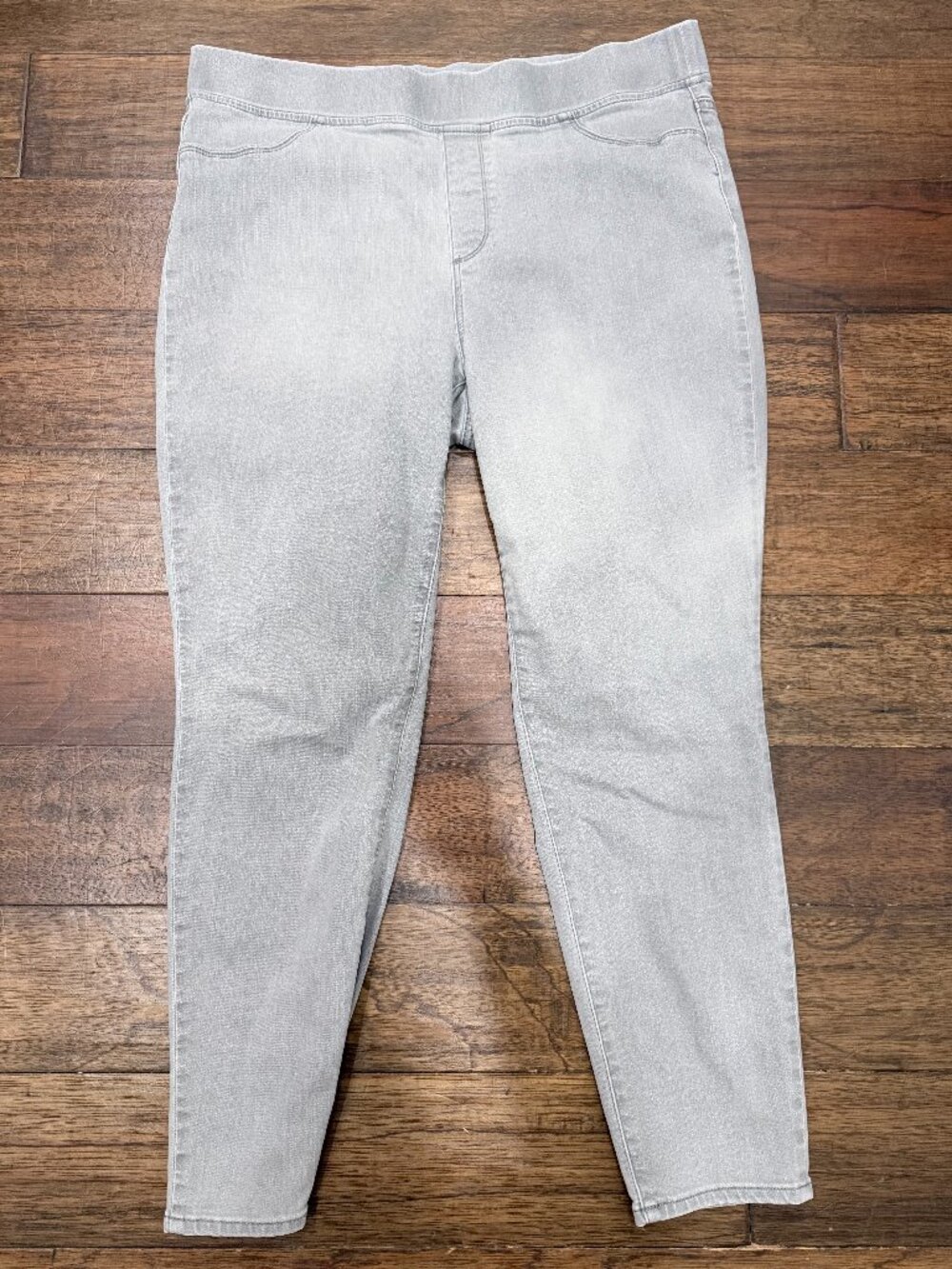 Talbots Flawless Pull-On Jeggings Women’s Size 16 Light Gray Stretch Denim Pants